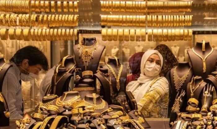 أسعار الذهب اليوم السبت: تقلبات سياسة ترامب الاقتصادية تدفع المستثمرين نحو اقتناء المعدن الأصفر