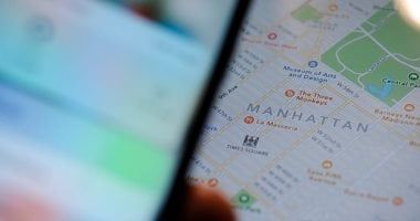 تكنولوجيا: أبل تطرح تطبيقا جديدا لتحسين خرائطها لمستخدمي أيفون