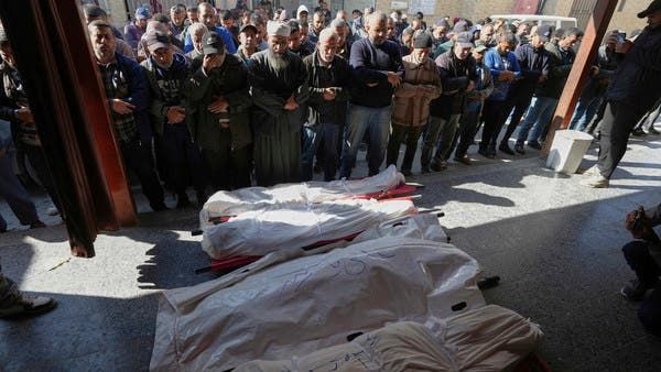 استشهاد ثلاثة فلسطينيين في قصف إسرائيلي على وسط وجنوب قطاع غزة