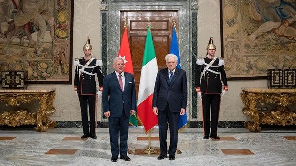 العاهل الأردني يشدد على التهدئة وإعادة الإعمار في غزة