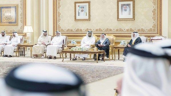 الحكام يواصلون تقبل التهاني بالشهر الفضيل