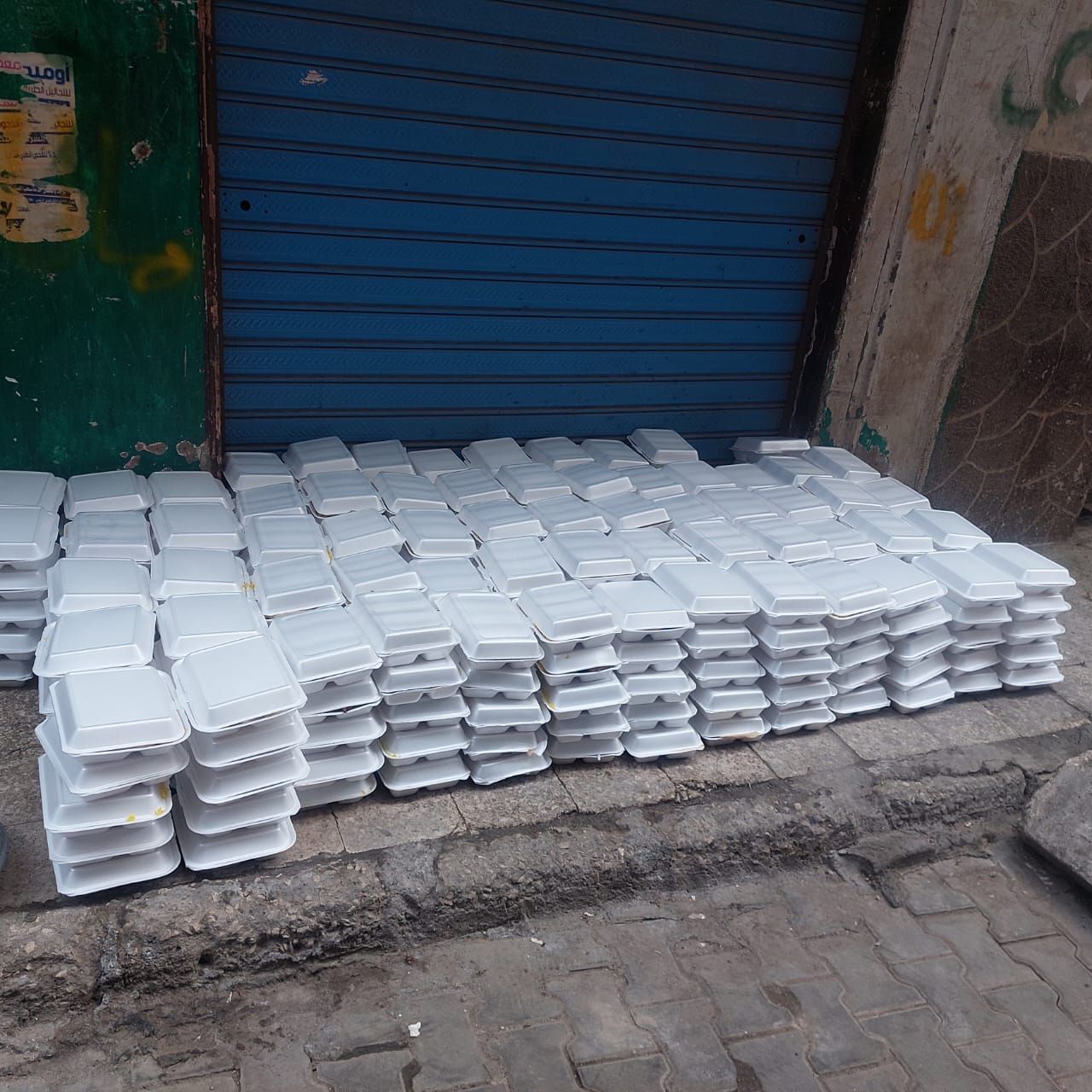 للعام التاسع.. مائدة إفطار شباب فيصل تجمع الأهالى والوافدين طول الشهر.. صور