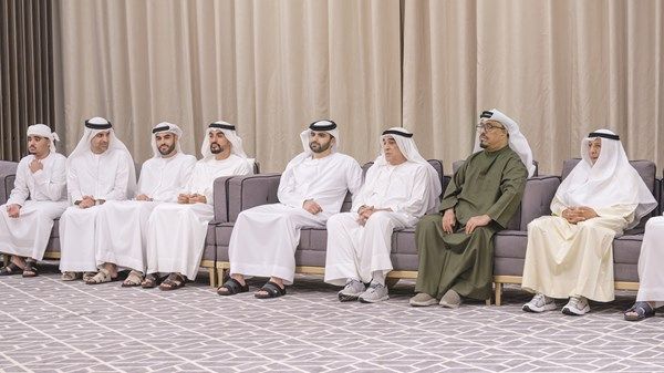 منصور بن محمد يقدم واجب العزاء في وفاة زوجة علي رضا الهاشمي