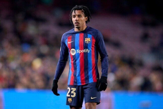 كوندي يطالب بفرض عقوبات على مشجعي باريس سان جيرمان بسبب استهداف رابيو وعائلته