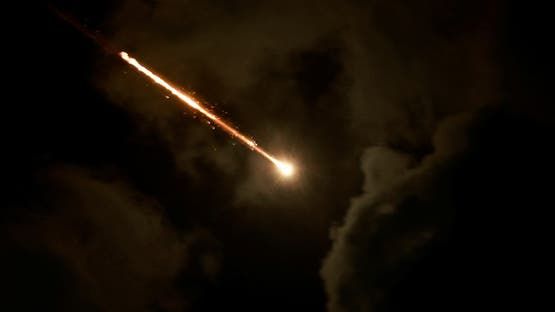 الخليج اليوم .. إسرائيل تعترض باليستياً من اليمن.. والحوثي يهدد بالمزيد