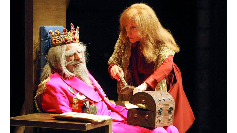 الامارات | نجوم ينعون أنطوان كرباج: «عملاق الفن» ستظل معنا