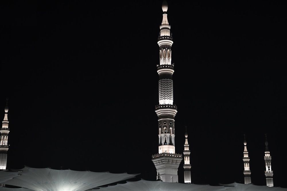 المسجد النبوي.. 10 مآذن تمثل معلمًا إسلاميًا وإرثًا تاريخيًا