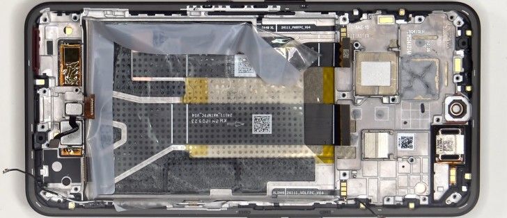 تكنولوجيا: فيديو تفكيك Nothing Phone (3a) يكشف كل مكوناته الداخلية