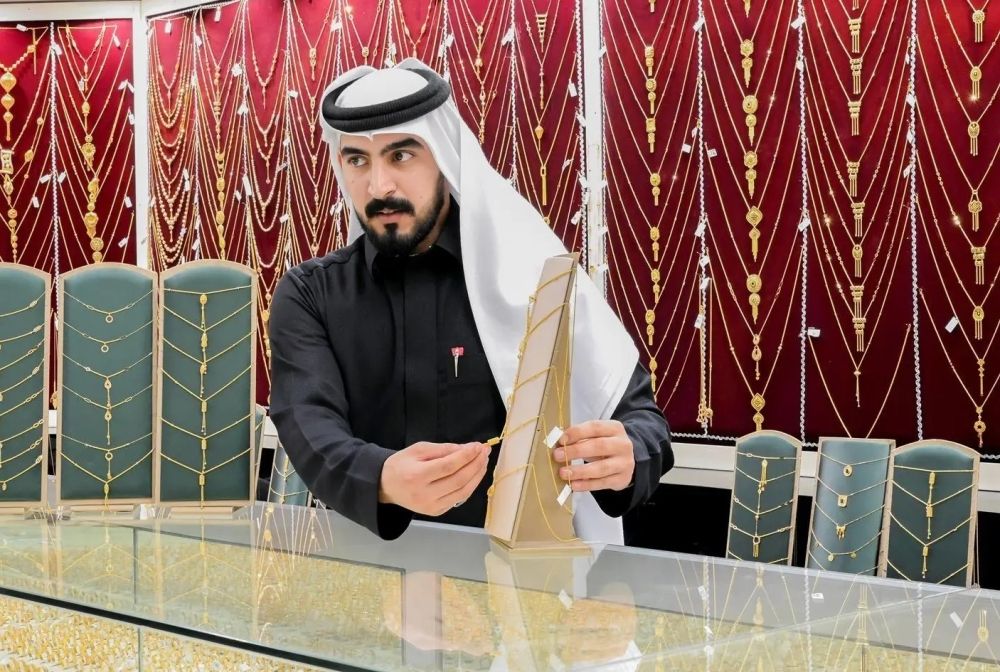 رغم ارتفاع الأسعار.. إقبال كبير على أسواق الذهب والمجوهرات في الباحة