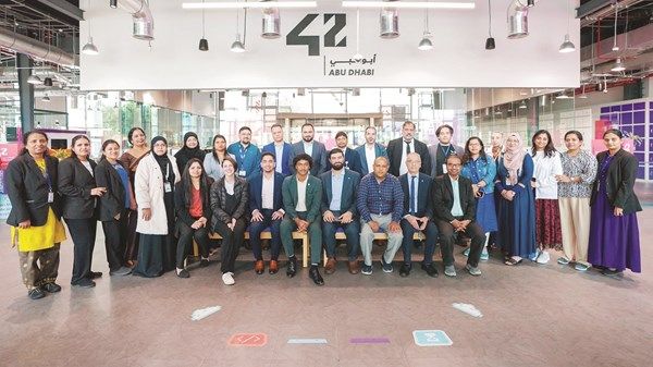 «الذكاء الاصطناعي للمعلمين» يُمكِّن معلمي أبوظبي من تبنّي تقنيات المستقبل