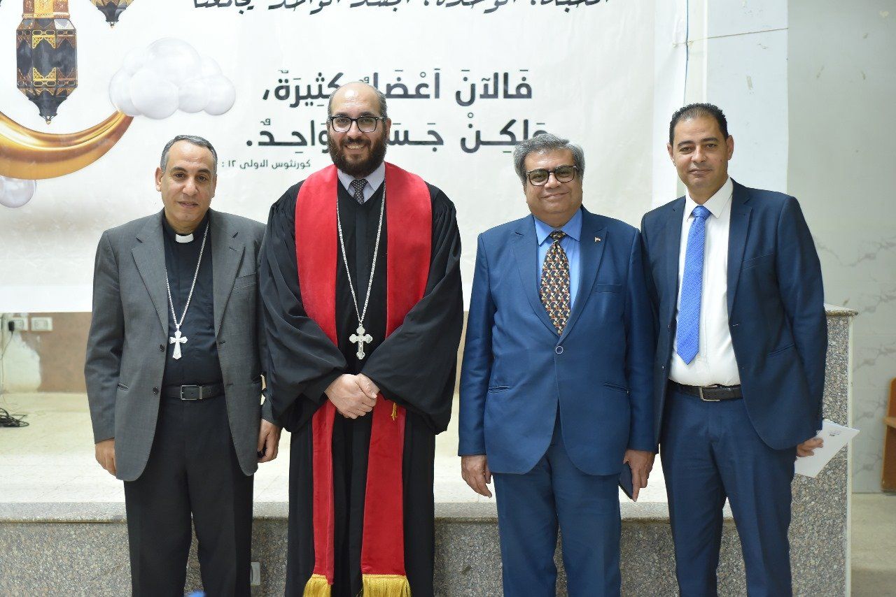 المحبة تجمعنا.. الكنيسة الإنجيلية بمدينة الأمل تنظم حفل إفطار جماعى "صور"