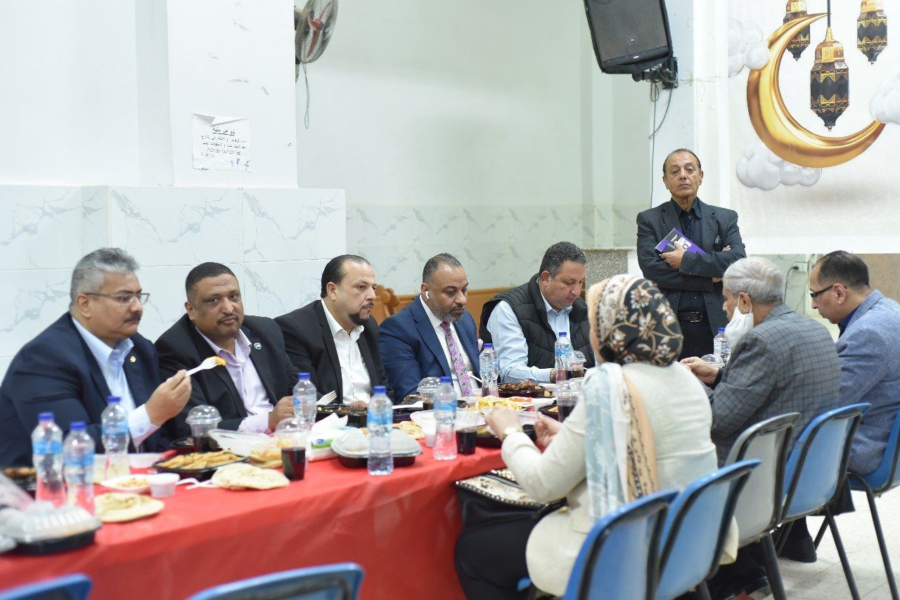 المحبة تجمعنا.. الكنيسة الإنجيلية بمدينة الأمل تنظم حفل إفطار جماعى "صور"