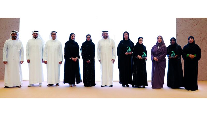 الامارات | «استراحة معرفة».. خارج الحدود في شهر القراءة