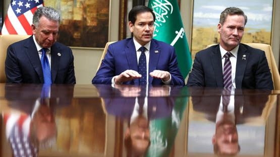 الخليج اليوم .. واشنطن: فرق أميركية وروسية ستجتمع في الرياض لبحث وقف النار بأوكرانيا