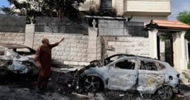 الاحتلال يجبر أكثر من 80 عائلة فلسطينية على ترك منازلها بمخيم العين