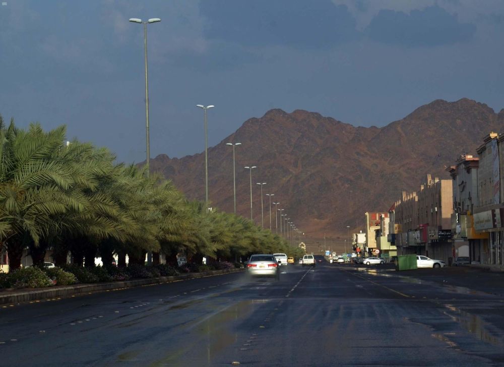 أمطار رعدية متباينة الشدة على أجزاء من المناطق.. اعرف خريطتها