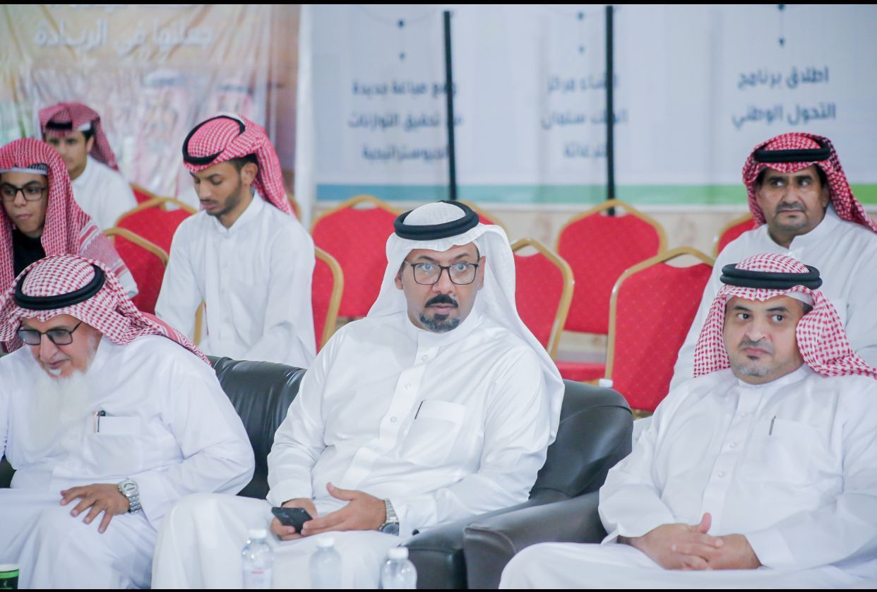 ثانوية الأندلس بالعرضيات تنظم مسابقة رمضانية ناجحة وتكرم الفائزين.. صور