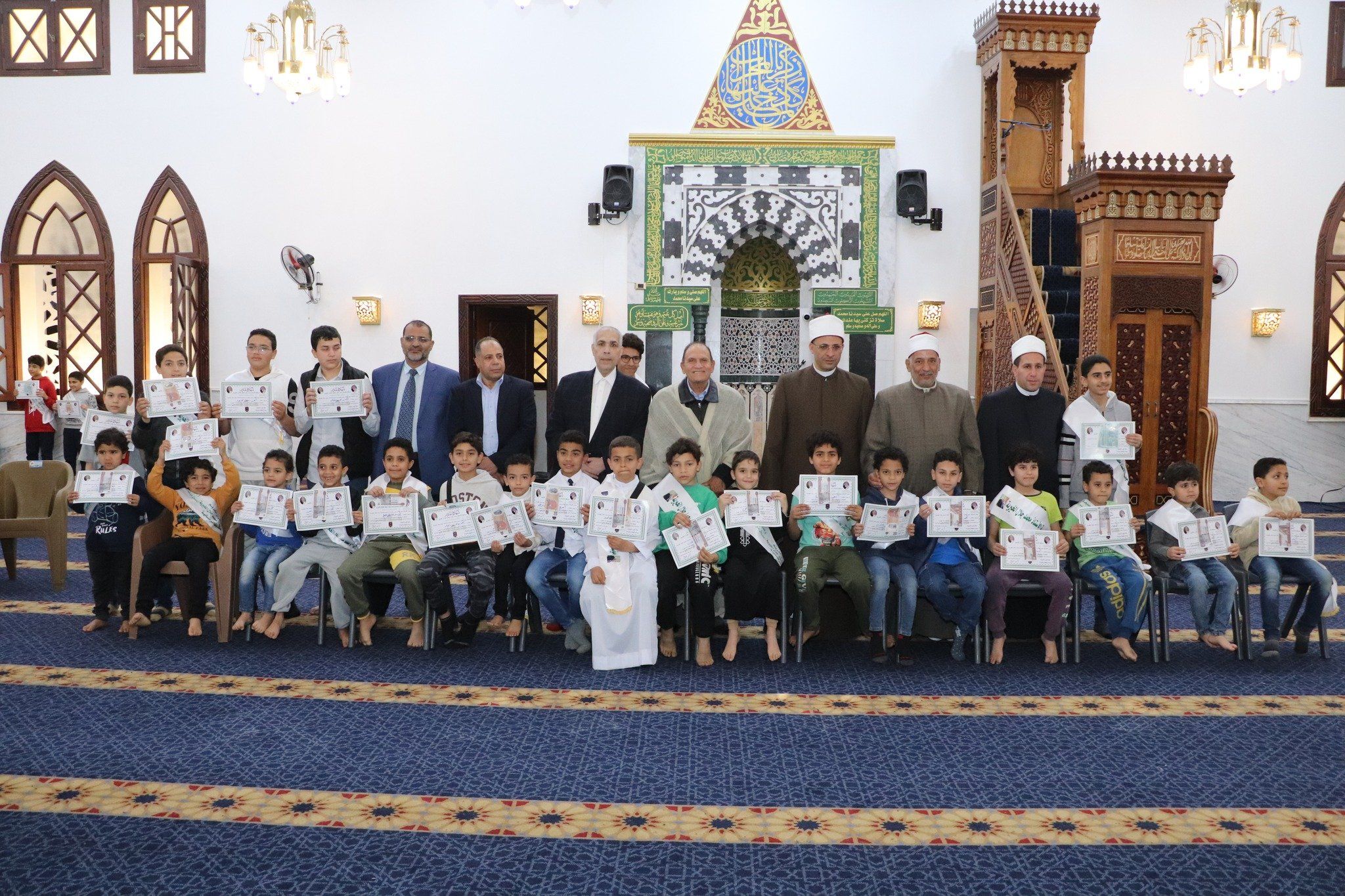 حفل توزيع جوائز مسابقة القرآن الكريم بمسجد أحباب المصطفى بمدينة الشروق.. صور