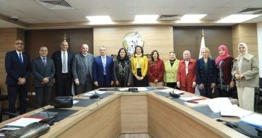 لجنة البحث العلمى بالمجلس القومى للمرأة تعقد اجتماعها الدورى