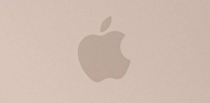 تكنولوجيا: أبل تستعد لإطلاق آيفون القابل للطي بسعر باهظ المتوقع