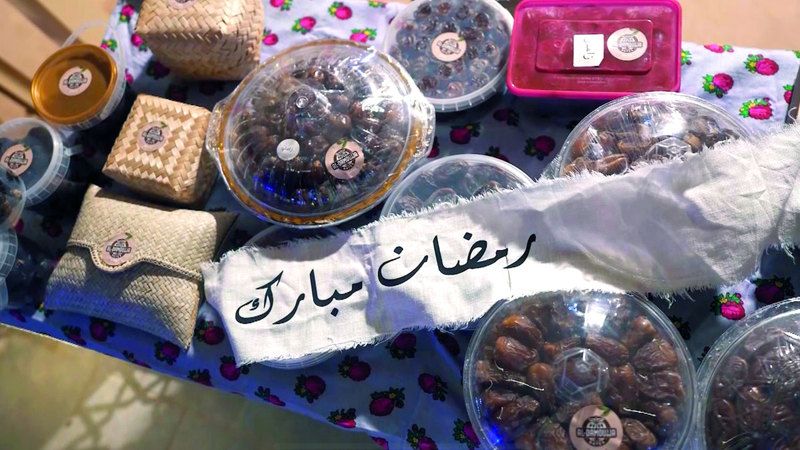 الامارات | «تغليف السادة».. مسك ختام مسابقات «الوثبة للتمور»