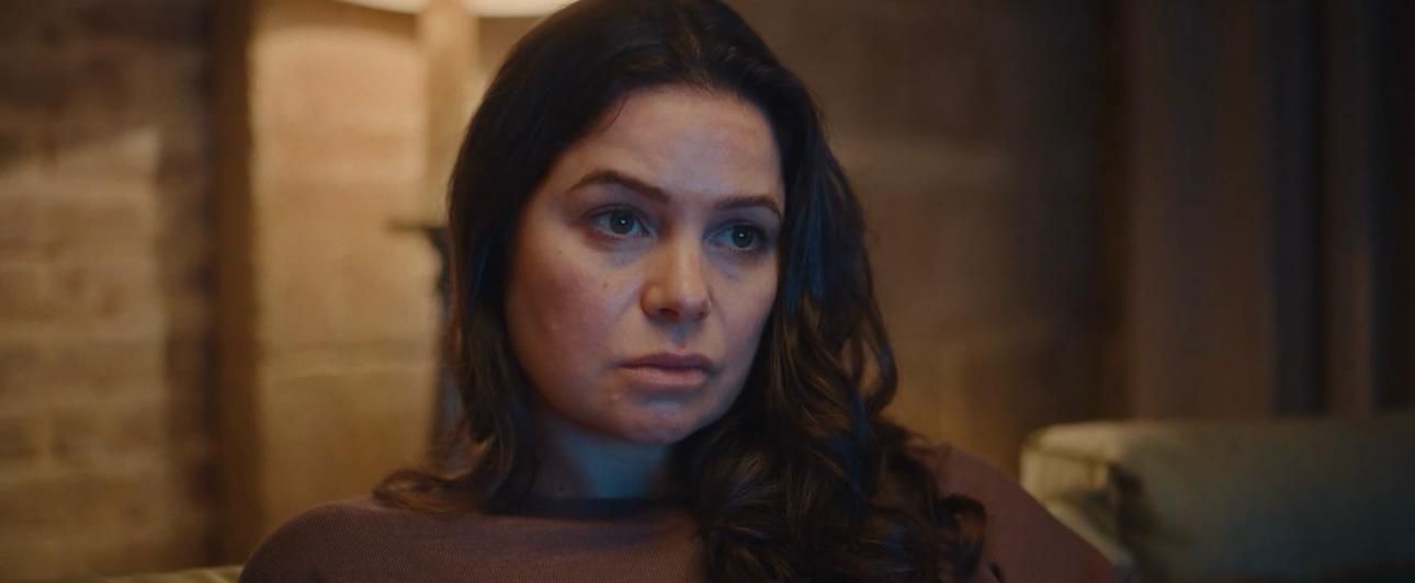 مسلسل لام شمسية الحلقة 5 .. يسرا اللوزى تضع كاميرا بغرفة ابنتها المراهقة