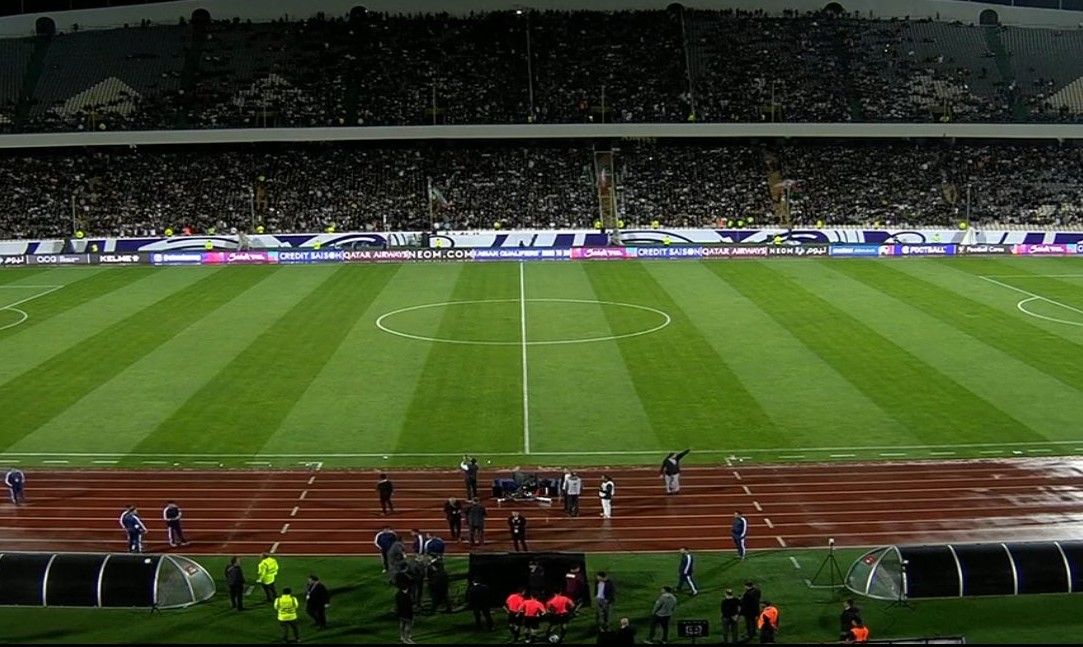 الامارات | لماذا أوقف الحكم مباراة المنتخب امام إيران بعد 10 دقائق؟