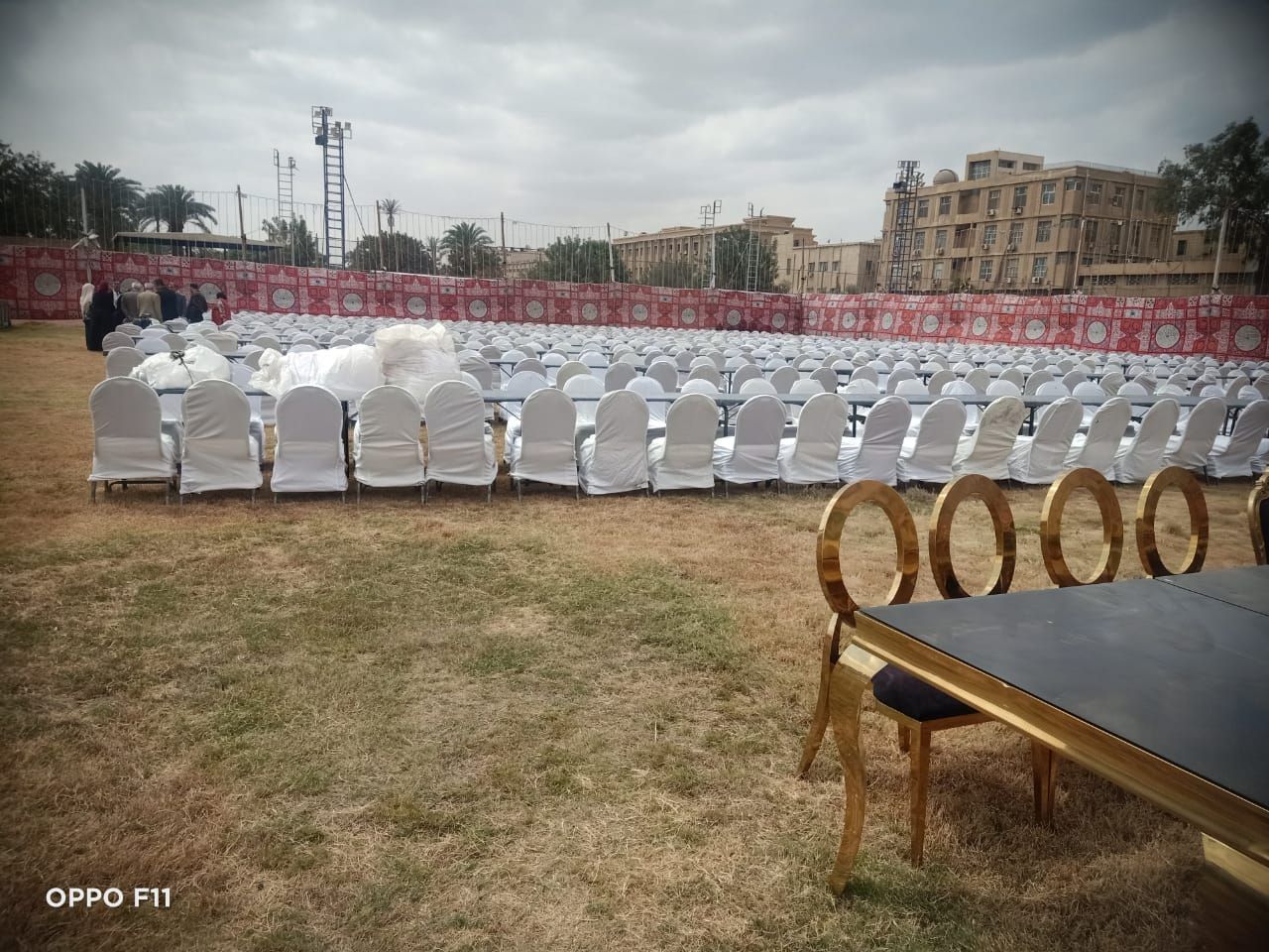 تجهيزات حفل إفطار 4 آلاف طالب بمديرية التربية والتعليم بالجيزة.. صور