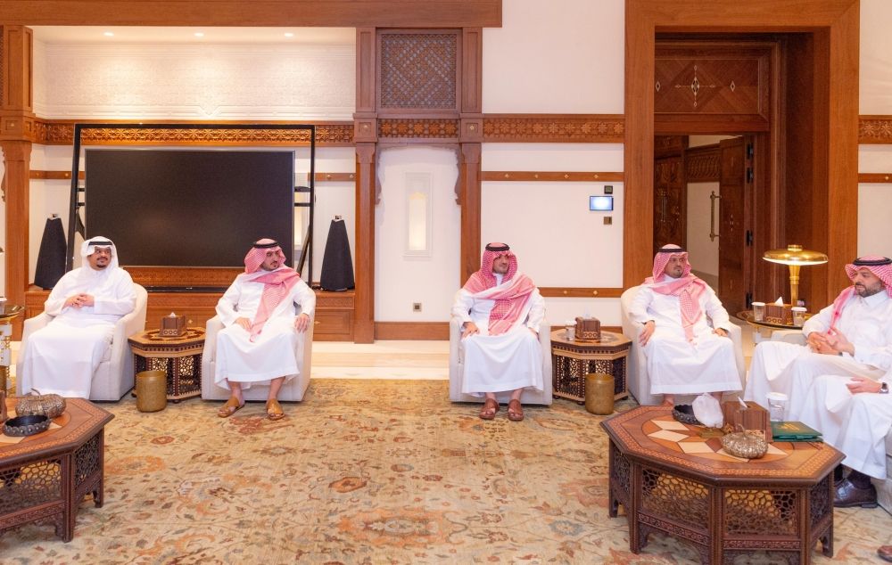 ولي العهد يستقبل أمراء المناطق بمناسبة اجتماعهم السنوي الثاني والثلاثين