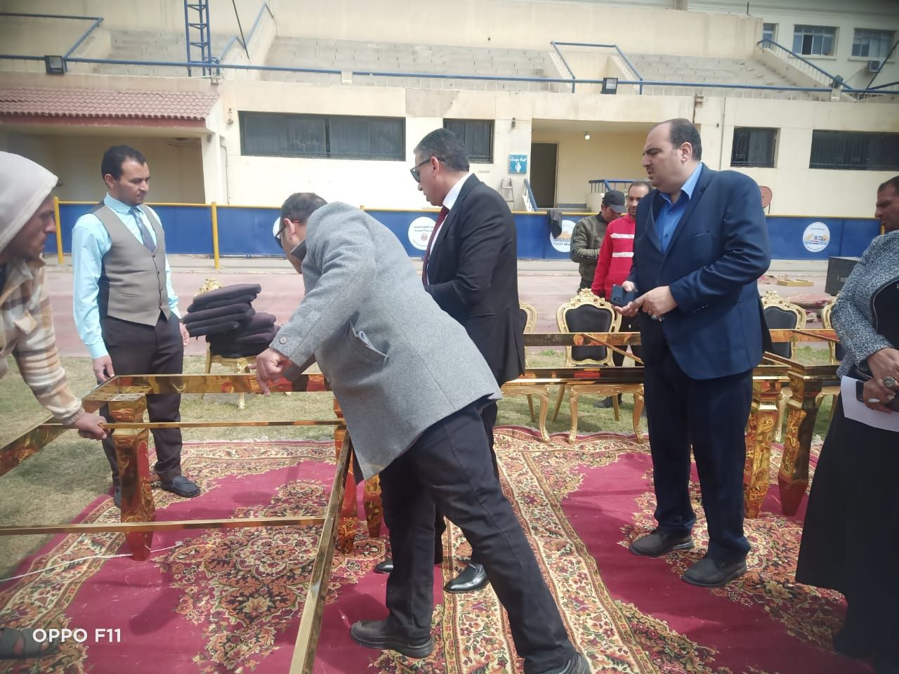 تجهيزات حفل إفطار 4 آلاف طالب بمديرية التربية والتعليم بالجيزة.. صور