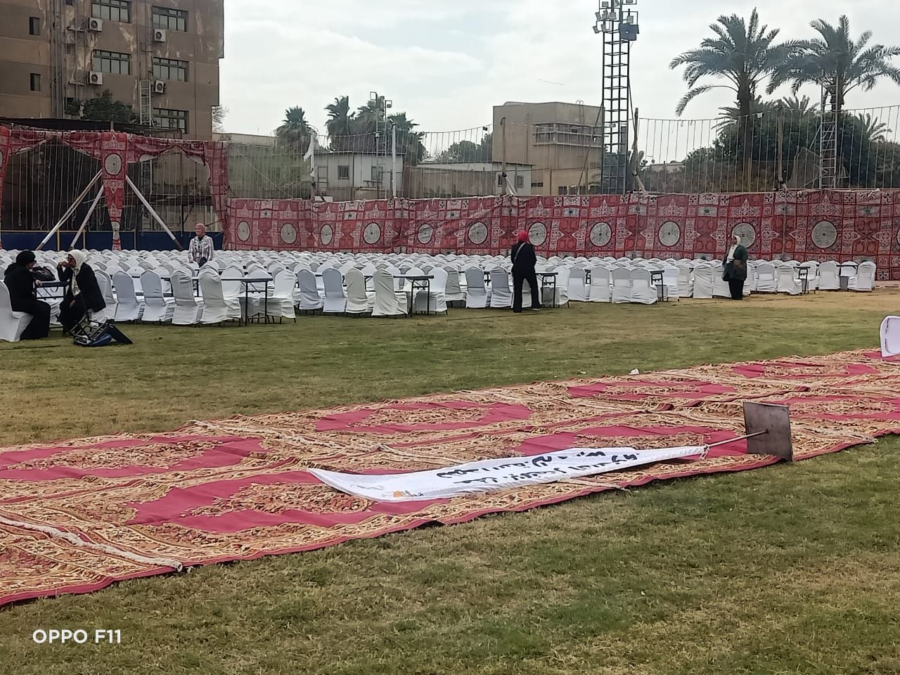 تجهيزات حفل إفطار 4 آلاف طالب بمديرية التربية والتعليم بالجيزة.. صور