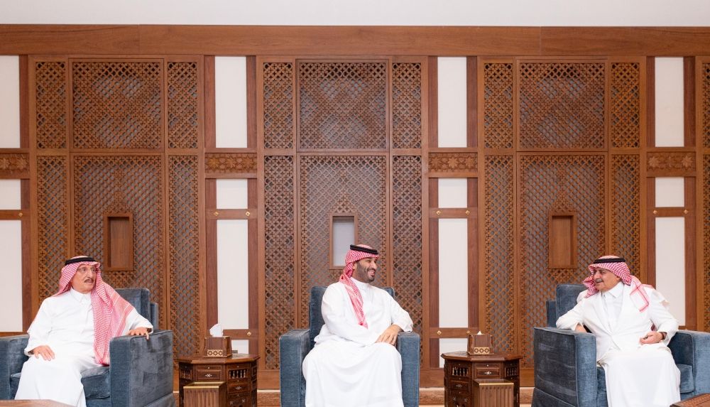 ولي العهد يستقبل أمراء المناطق بمناسبة اجتماعهم السنوي الثاني والثلاثين