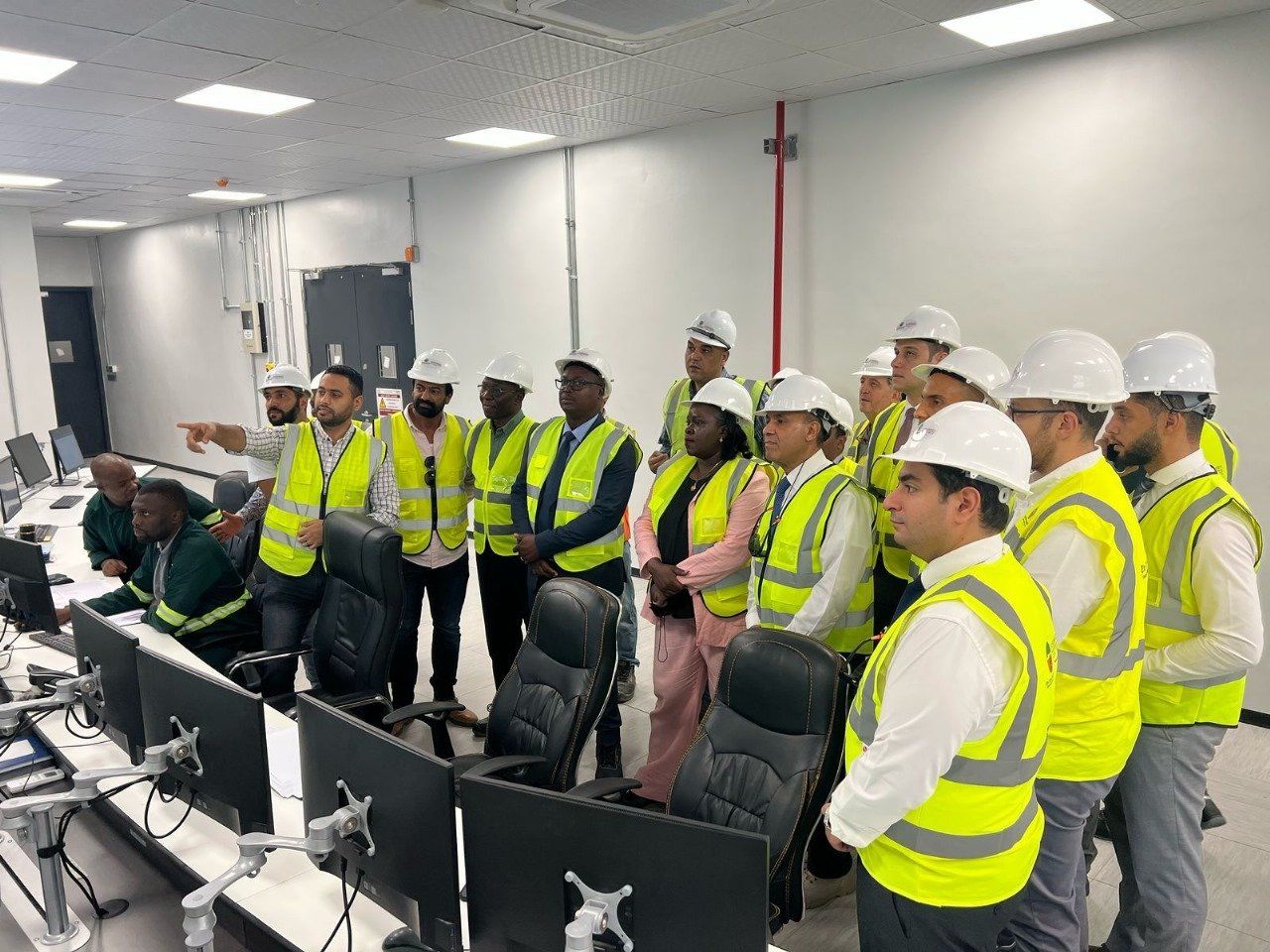 وزير الخارجية والهجرة يتفقد موقع سد "جوليوس نيريرى" التنزانى.. صور