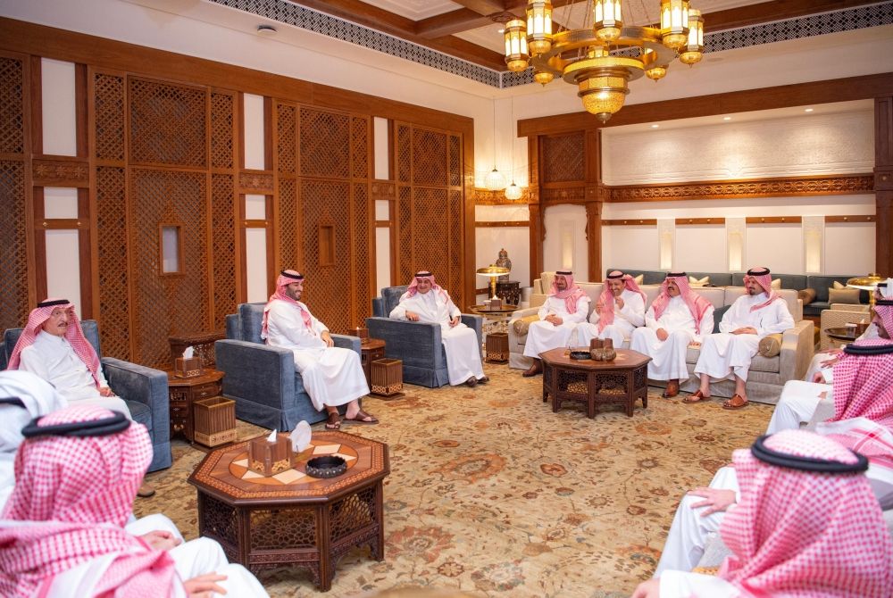 ولي العهد يستقبل أمراء المناطق بمناسبة اجتماعهم السنوي الثاني والثلاثين
