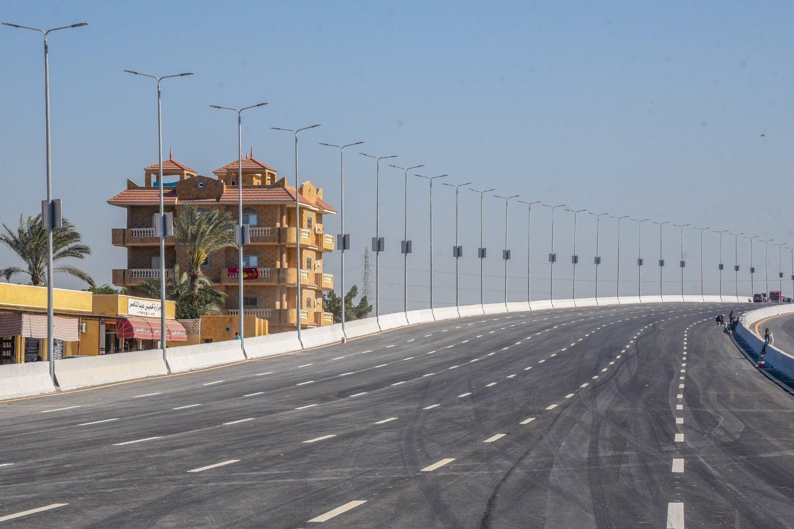 يخدم المناطق الصناعية.. 8 معلومات عن محور حسن علام ببرج العرب.. صور