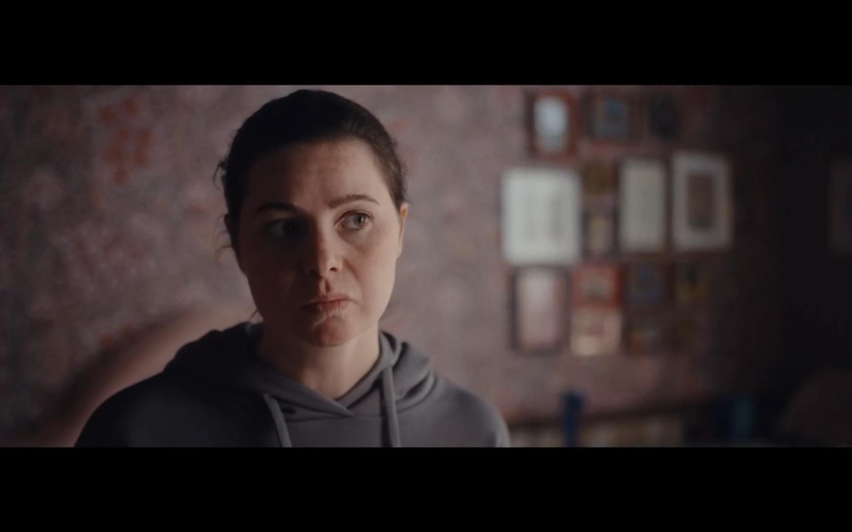 يسرا اللوزى تفكر فى السفر خارج البلاد فى مسلسل لام شمسية