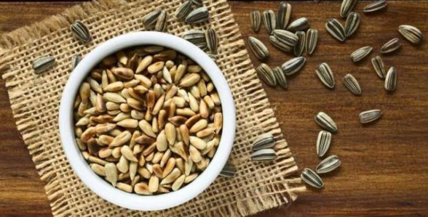 يحمي قلبك ويقوي مناعتك.. اللب الأبيض فوائد مذهلة للجسم والعقل