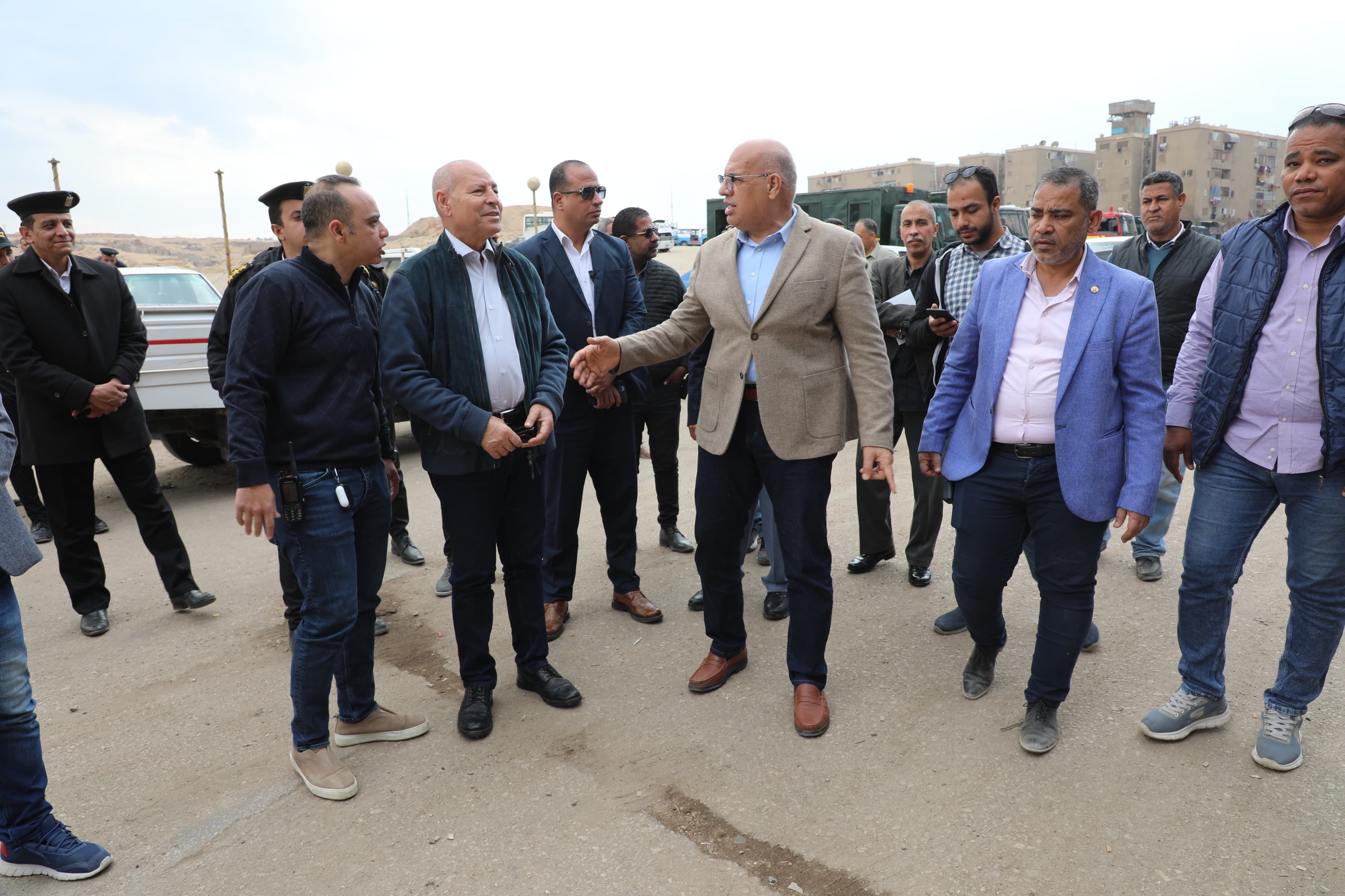 محافظ القاهرة: 500 ألف جنيه تعويض لكل أسرة بمساكن شمال الحرفيين