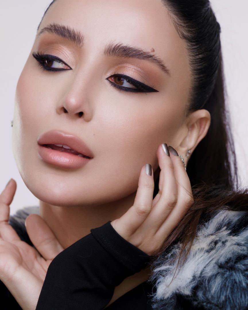 مكياجك في يوم الأم بأنامل فادي قطايا.. خطوات تفصيلية للحصول على إطلالة ساحرة