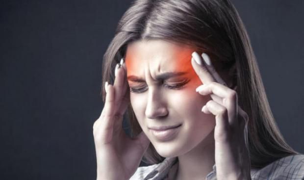«مش مجرد وجع دماغ».. لماذا يُعتبر الصداع النصفي مرضًا خطيرًا؟