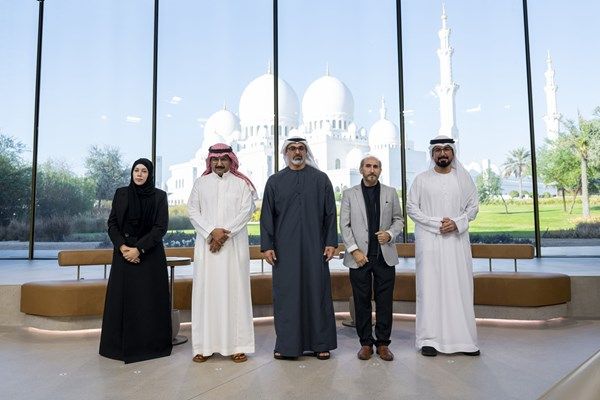 ولي عهد أبوظبي يشهد الجلسة الرمضانية الثالثة لمجلس محمد بن زايد