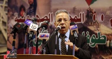 نقيب الأطباء يطالب بتعميم اللائحة المالية لهيئة الرعاية الصحية على باقى الجهات الحكومية