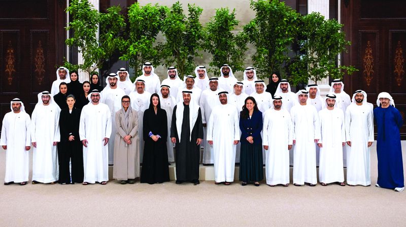 الامارات | رئيس الدولة يستقبل وفد وزارة الخارجية