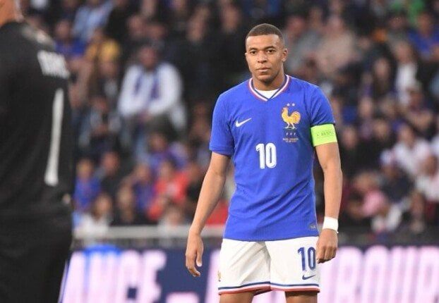 مبابي وديمبلي تحت النار: الصحف الفرنسية تهاجم الثنائي بعد الخسارة أمام كرواتيا!