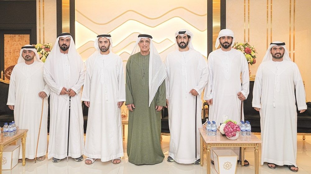 حمد الشرقي وسعود القاسمي يواصلان استقبال المهنئين بشهر رمضان