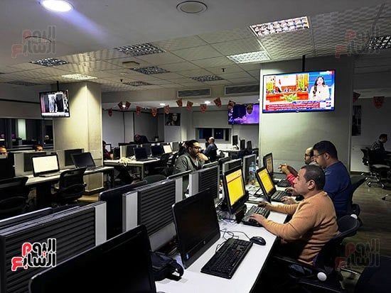 ”الخليج 365” يشارك بالمبادرة العالمية "ساعة الأرض" ويطفئ أنوار صالة التحرير