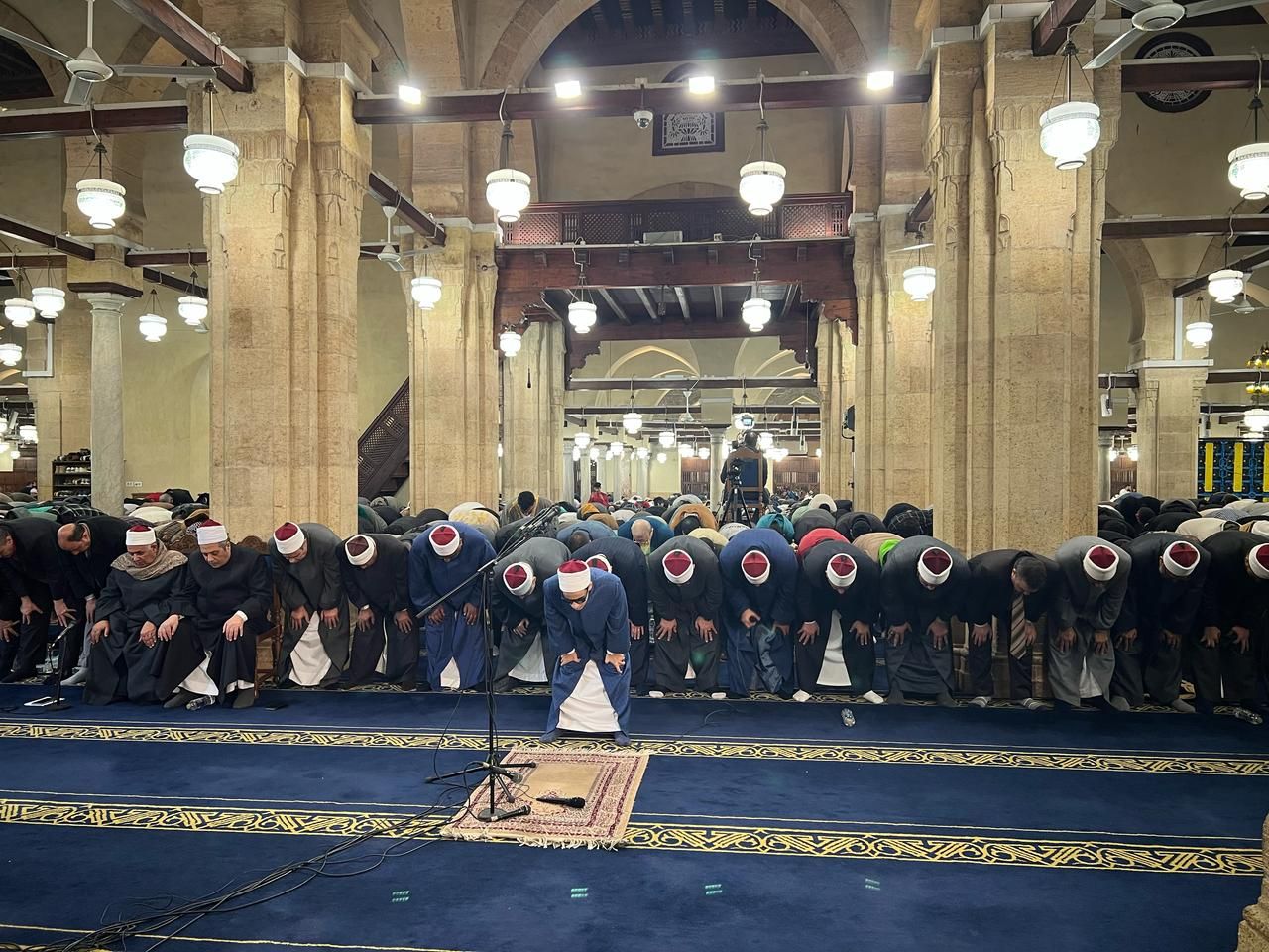 يلتمسون ليلة القدر.. الجامع الأزهر كامل العدد بالمصلين في العشر الأواخر.. صور