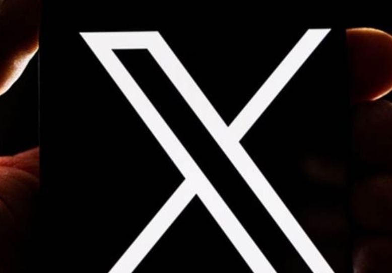 الحرب ضد الحوثيين تتوسع ...منصة إكس تحذف حساب قيادي بارز "شاهد"