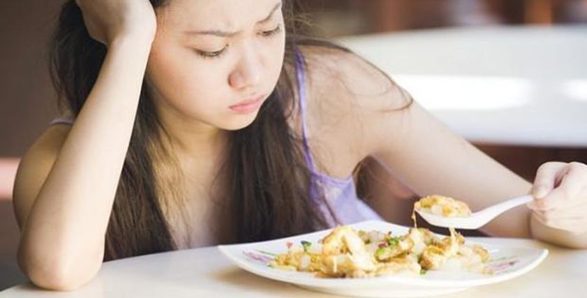 «آكل إيه لو عندي جرثومة المعدة؟».. أفضل الأطعمة للمصابين بـ«هيليكوباكتر»