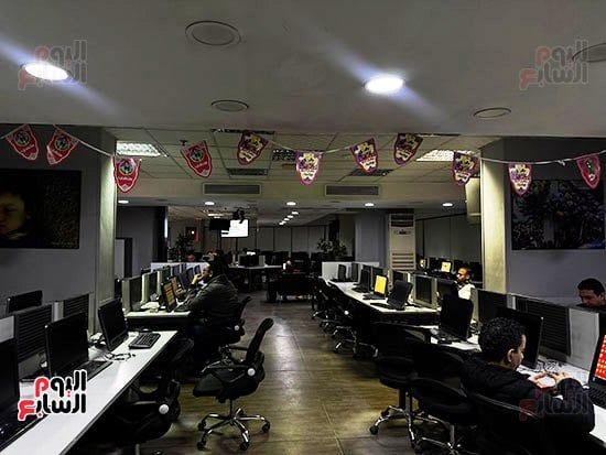 ”الخليج 365” يشارك بالمبادرة العالمية "ساعة الأرض" ويطفئ أنوار صالة التحرير